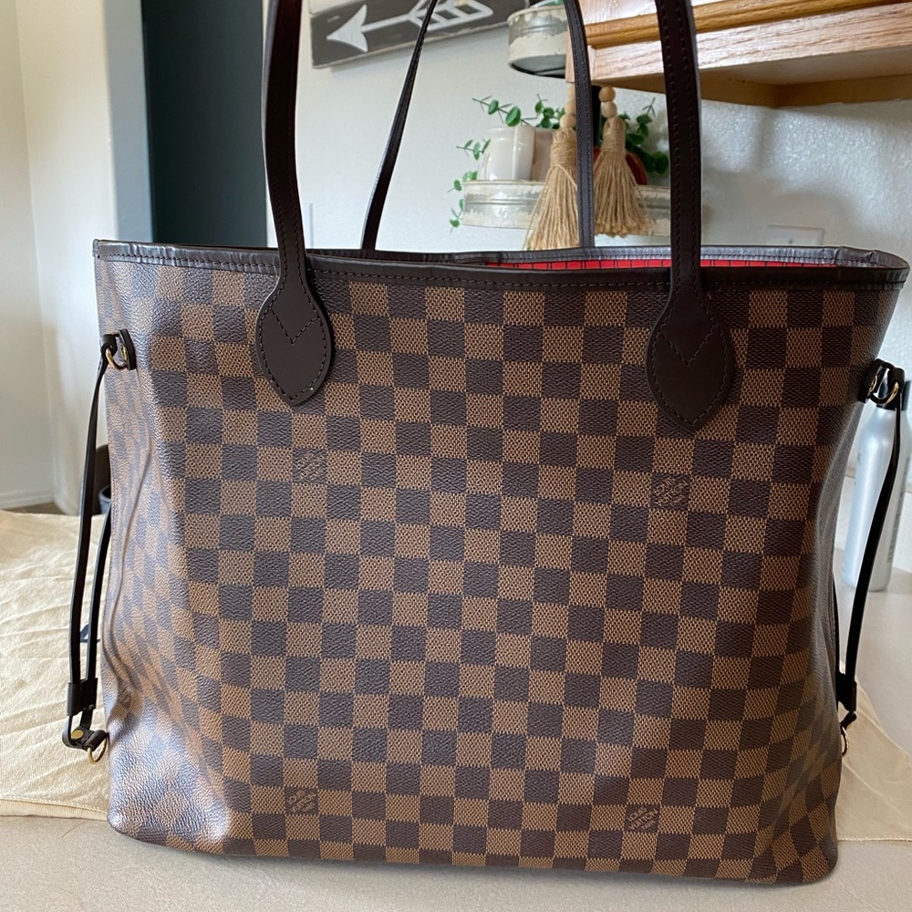 Louis Vuitton Neverfull Canvas Tote